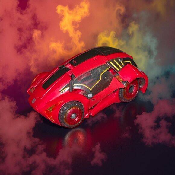 Deluxe Class Cliffjumper Transformers Generations War Cybertron Action Figure - Picture 1 of 9